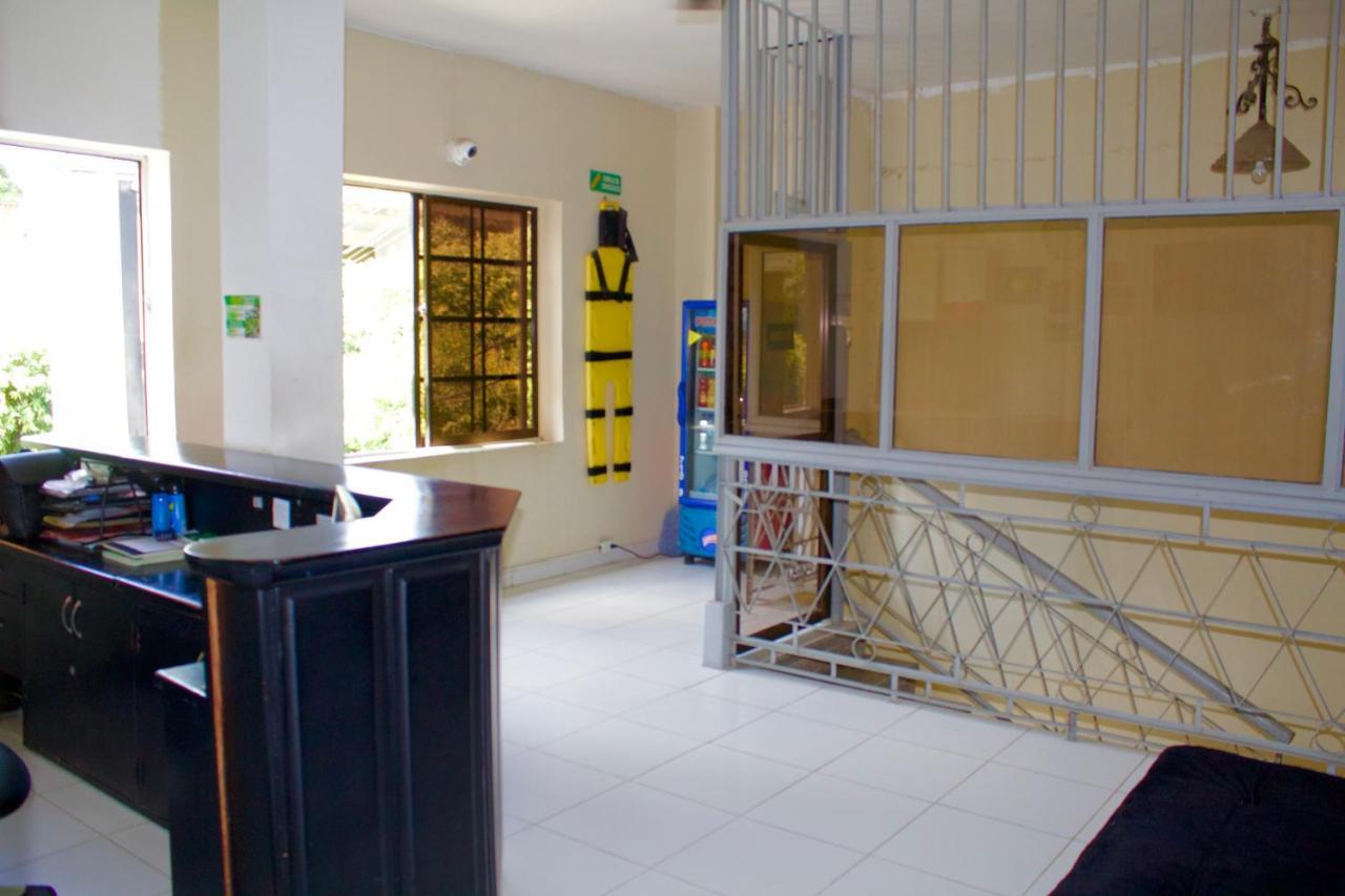 Riviera Central Hotel Montería Екстериор снимка